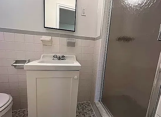 Rented by Queens Apartments Realty LLC | media 26