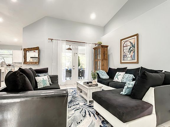 5th image of 2358 Kings Lake Blvd