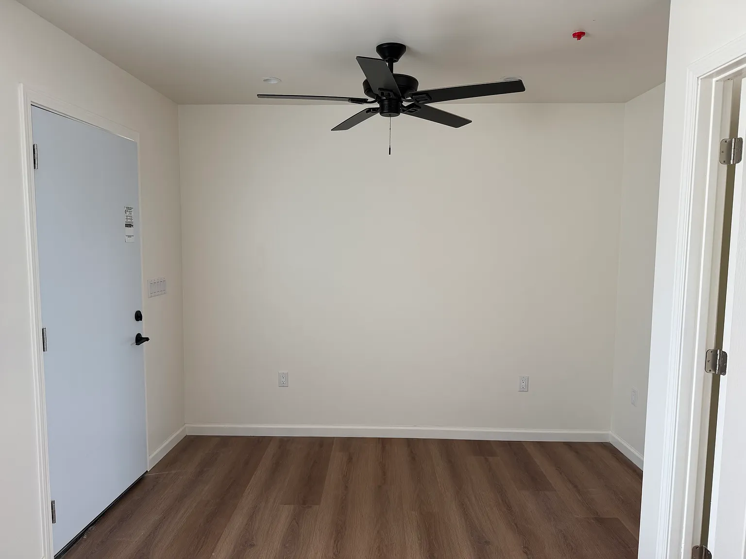 1 bed, 488 sqft, $2,250 — Photo 2