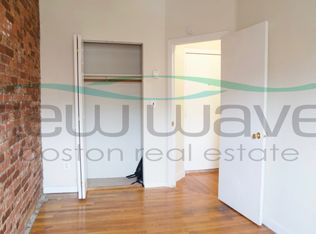 890 Huntington Ave APT 7, Boston, MA 02115
