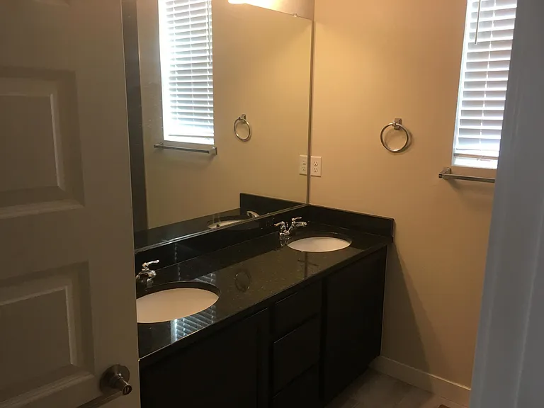 11253 Colony Cir — Photo 17