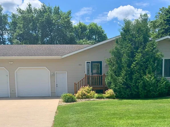 553 4th St SE, Mayville, ND 58257