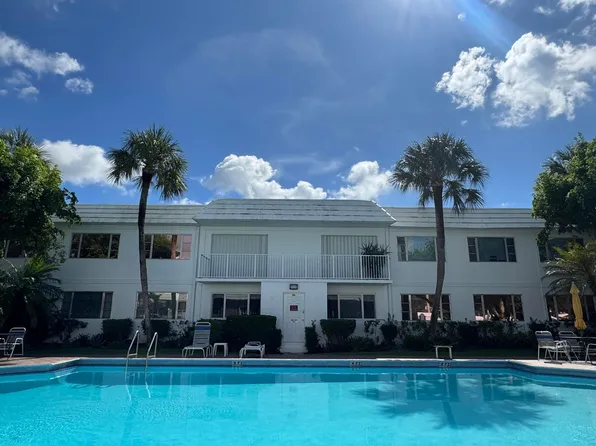 400 S Cypress Road #406, Pompano Beach, FL 33060