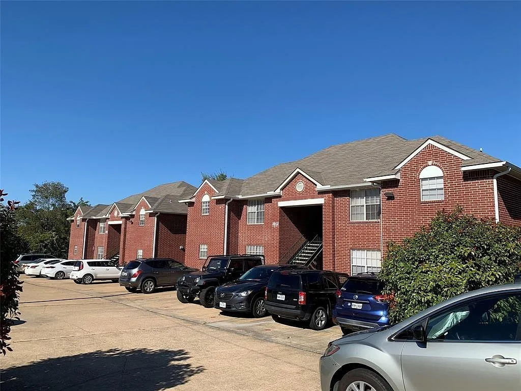 Building Photo - 3801 College Main St #A-D