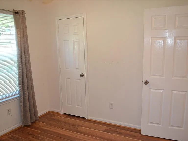 14107 Running Bear Dr — Photo 23