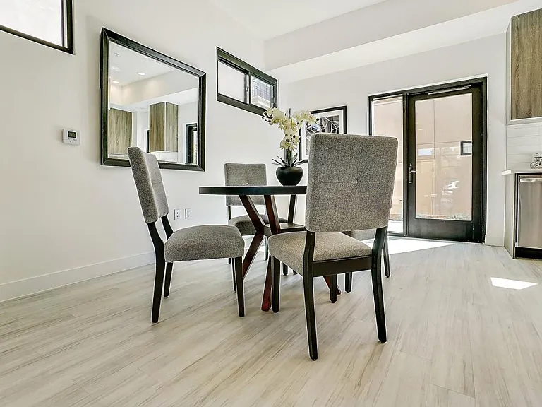 5420 Yolanda Ave — Photo 25