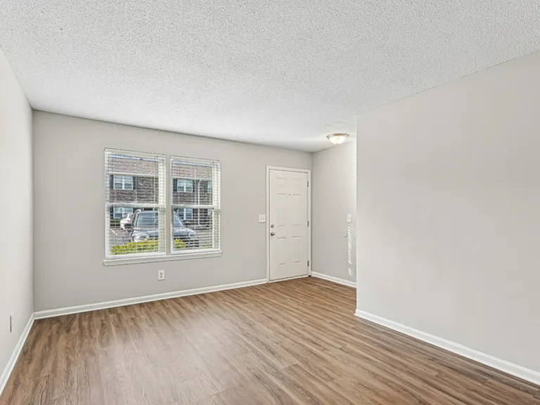 Rosewood Townhomes — Photo 8