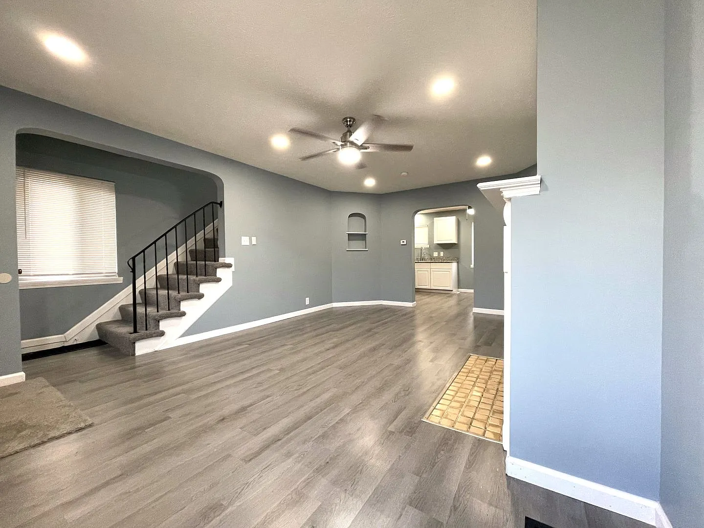 1285 Linwood Ave — Photo 3