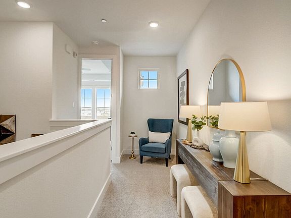 29_Model Upstairs Hallway