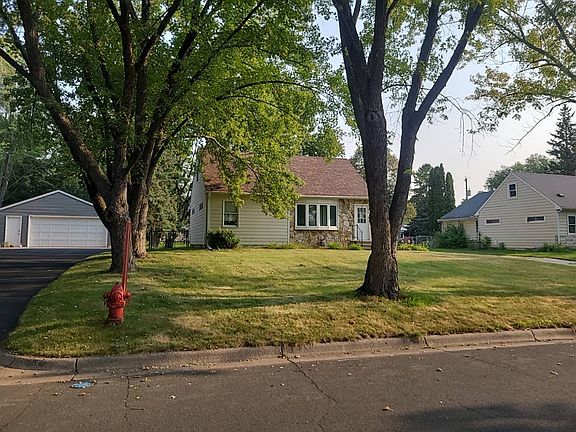3rd image of 535 Emil Ave