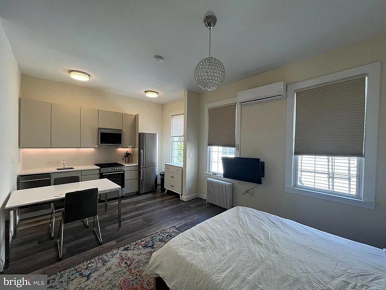 3003 P St NW — Photo 7
