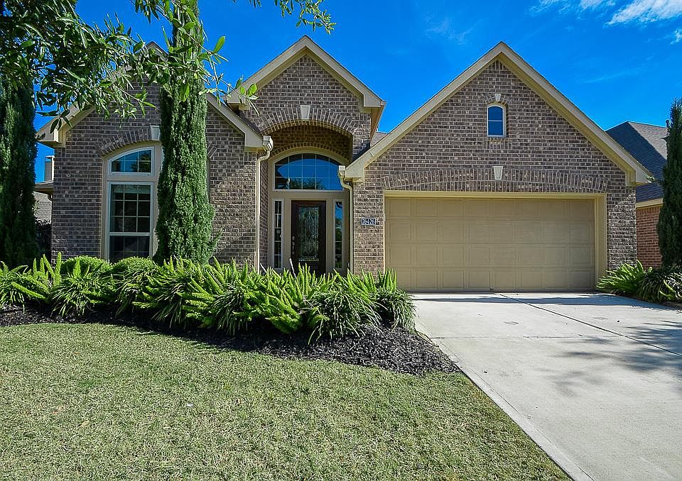 1st image of 26426 Longleaf Valley Dr