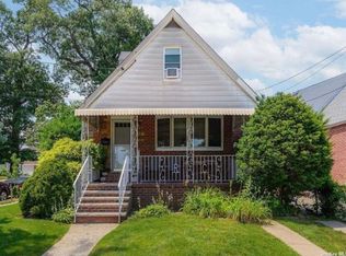 86 Bucknell Rd FLOOR 2, Valley Stream, NY 11580