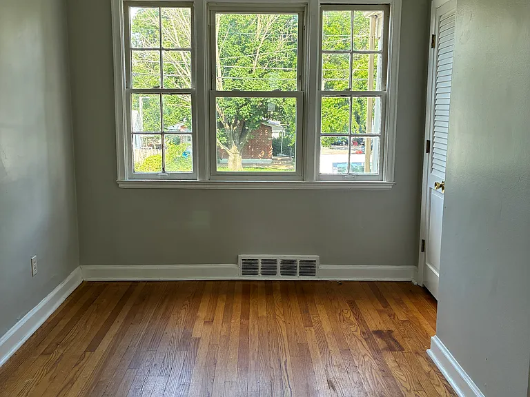 3701 Brown Rd — Photo 5