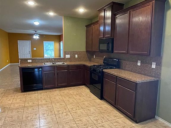 5th image of 22023 Westerpine Ln