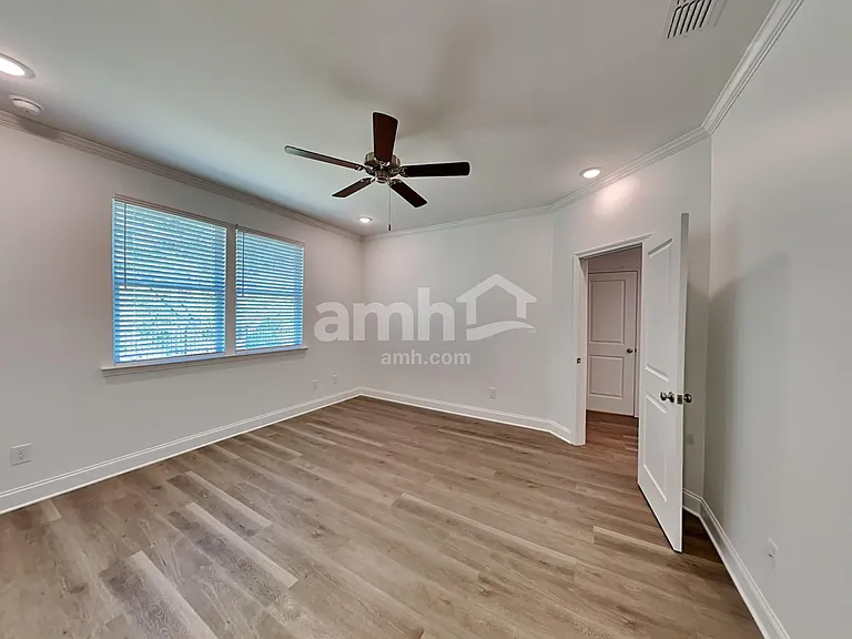 146 Sapling Way — Photo 13