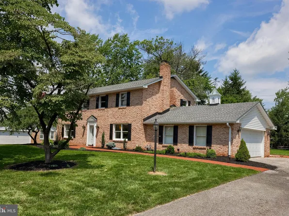 1005 Gleneagles Dr, York, PA 17404