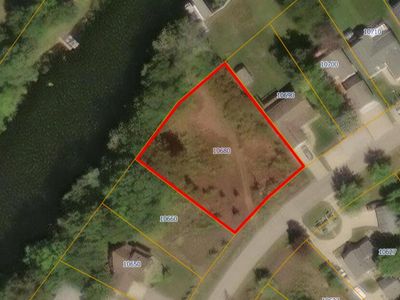 10680 Emerald Dr, Cement City, MI, 49233