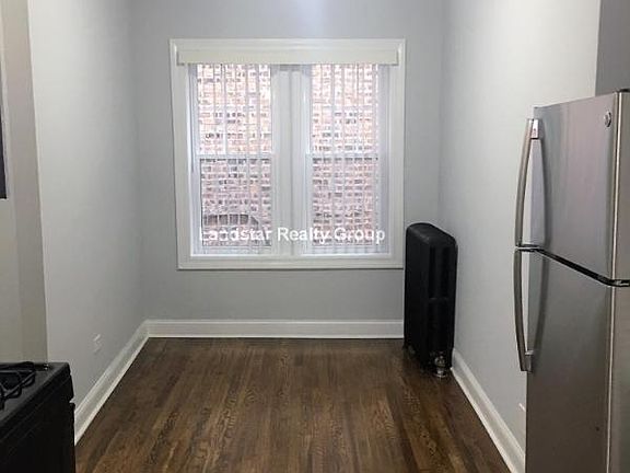 4th image of 6114 N Winthrop Ave APT 2S