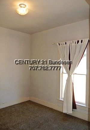 5th image of 207 Liberty St #B
