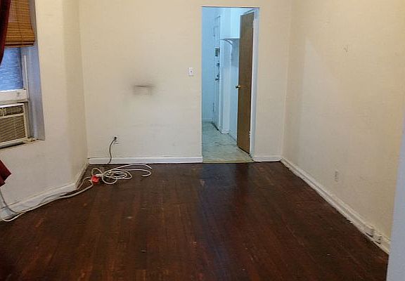 3rd image of 1475 2nd Ave APT 3D