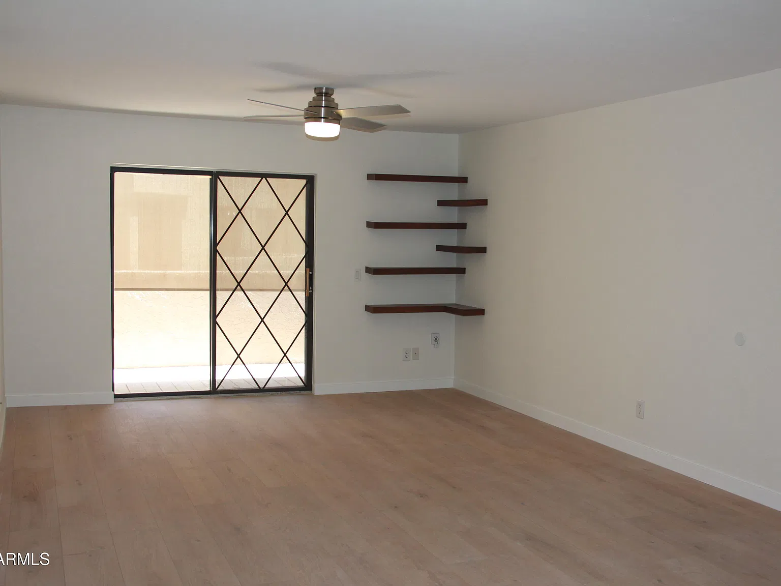2 bed, 2.0 bath, 1018 sqft, $1,750 — Photo 2