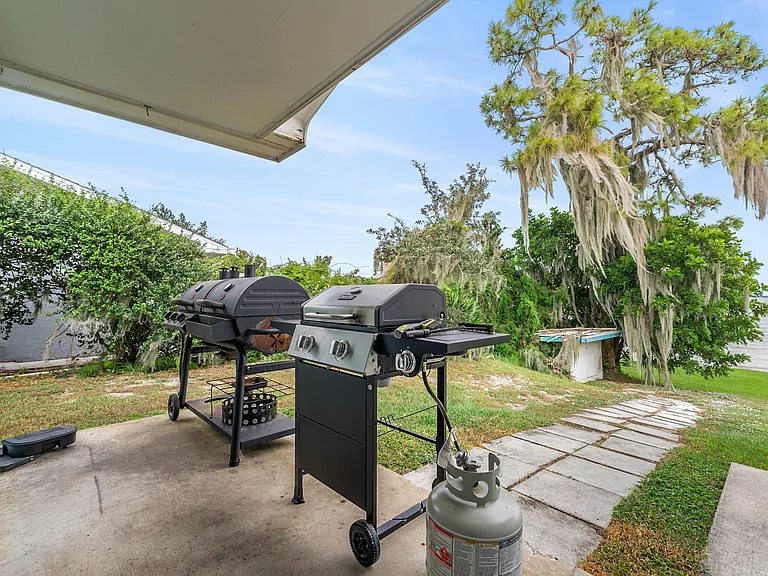 3889 Placid View Dr — Photo 31