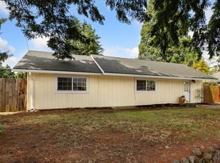 221 NE 117th Ave, Portland, OR 97220