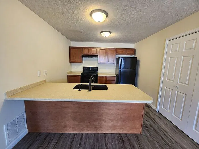1 bed, 1.0 bath, 850 sqft, $825 — Photo 4