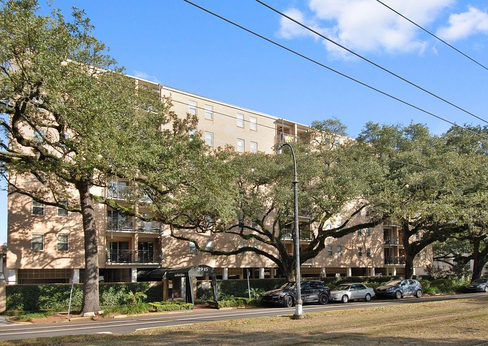 1st image of 3915 Saint Charles Ave APT 315