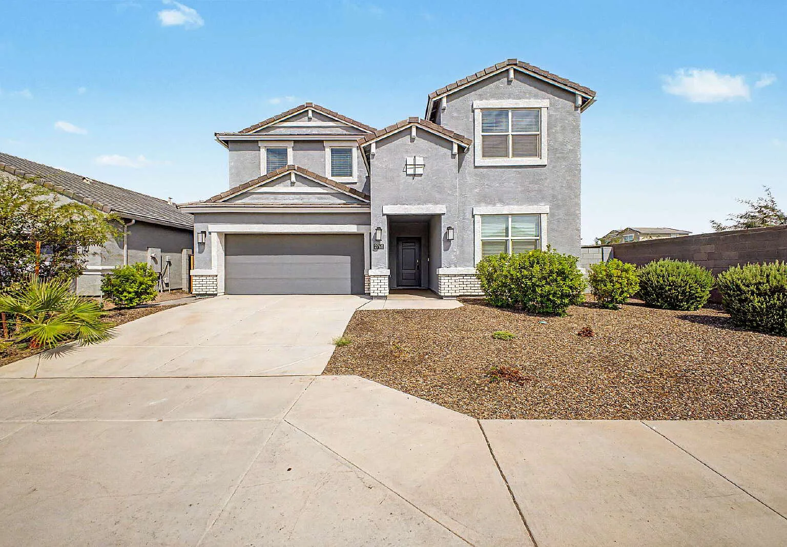 4 bed, 3.0 bath, 2492 sqft, $2,895 — Photo 2