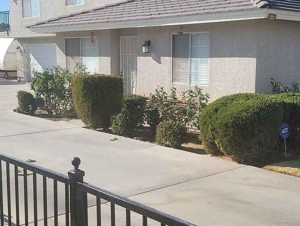 1st image of 1314 W Avenue J8