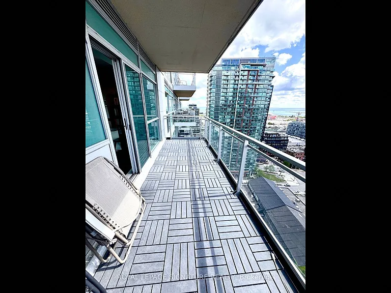 100 Western Battery Rd #LPH06 — Photo 13