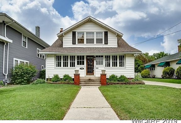 2nd image of 1724 Lakewood Ave