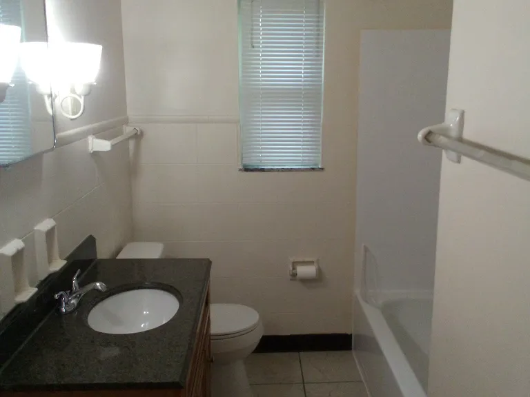 1644 Elmer St #1 — Photo 8
