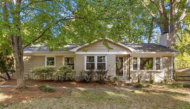 3 bed, 2.0 bath, 1593 sqft, $2,995 — Photo 1
