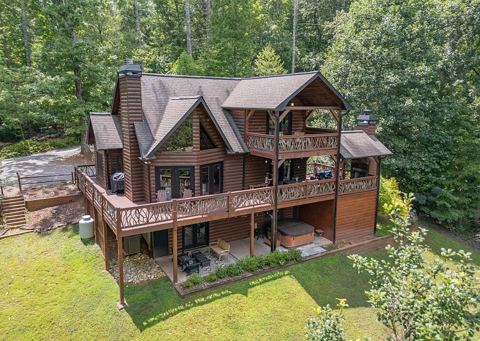 1st image of 262 White Pine Acres Dr