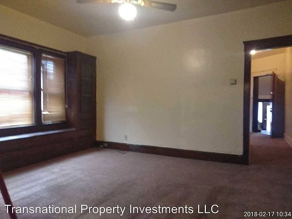 2nd image of 10826 Tacoma Ave APT 1