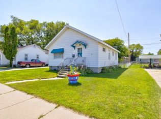 1821 15th St, Menominee, MI 49858