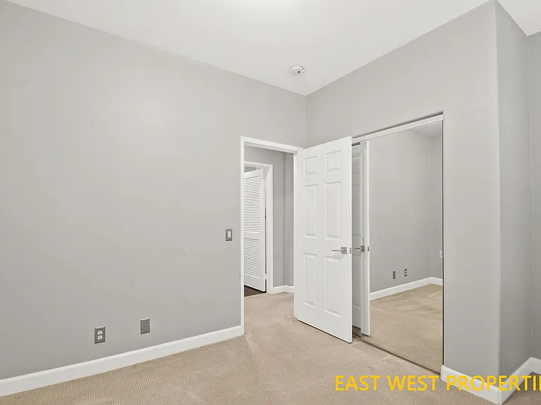 7 Pearleaf — Photo 17