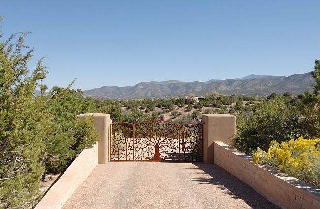 1st image of 30 Vista Hermosa