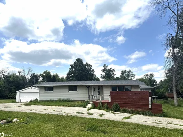 1101 S 12th St, Marshalltown, IA 50158