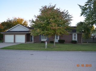 108 E Meadowlark Dr, Seymour, IN 47274