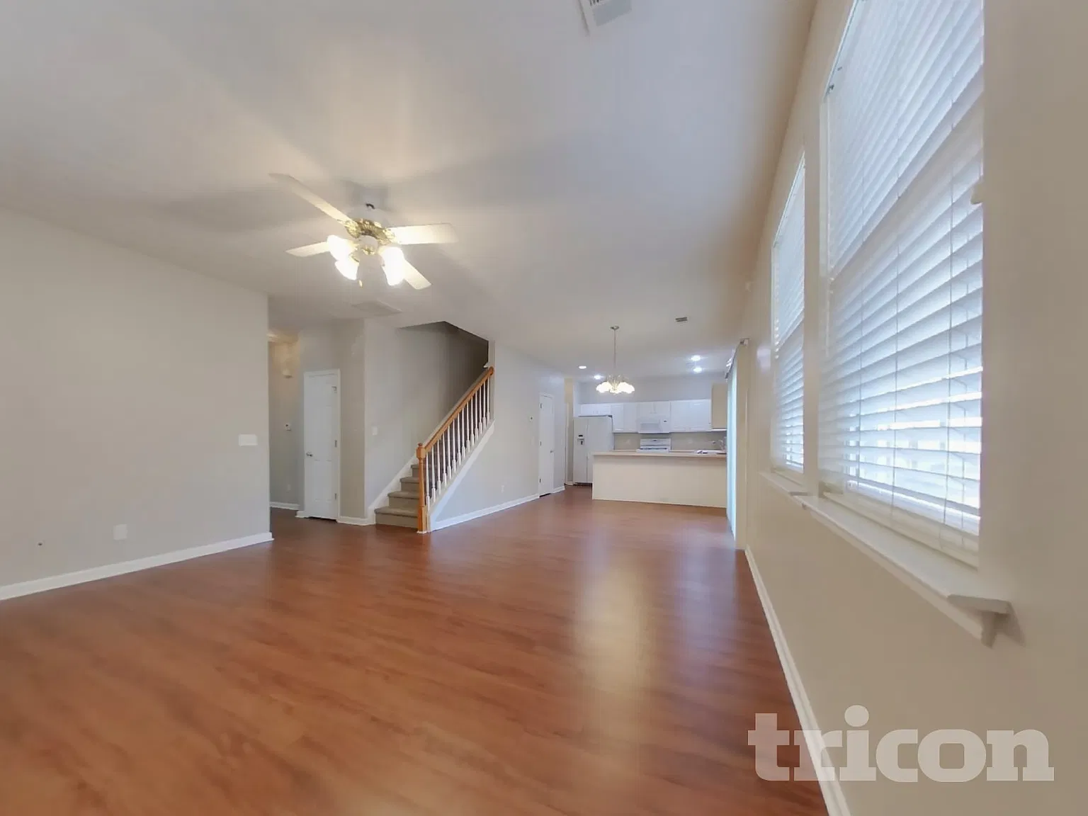 695 W Oaks Dr Woodstock GA — Photo 3