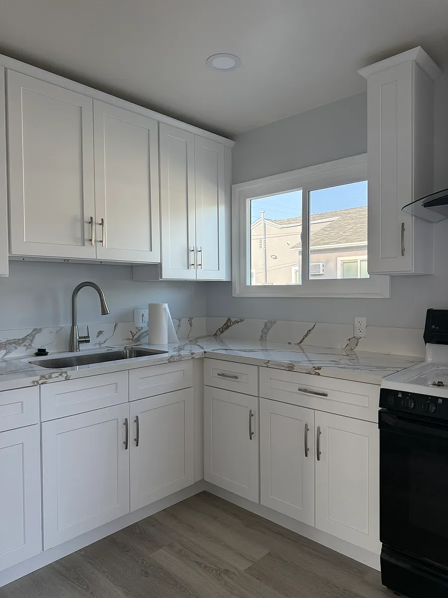 Building Photo - 8623 Tilden Ave #8623
