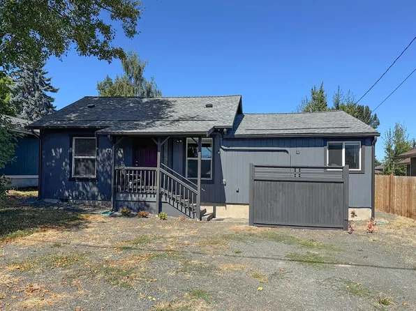 1031 Glenwood St, Port Angeles, WA 98363