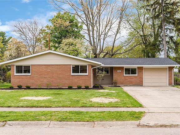 2nd image of 160 Lisa Ln