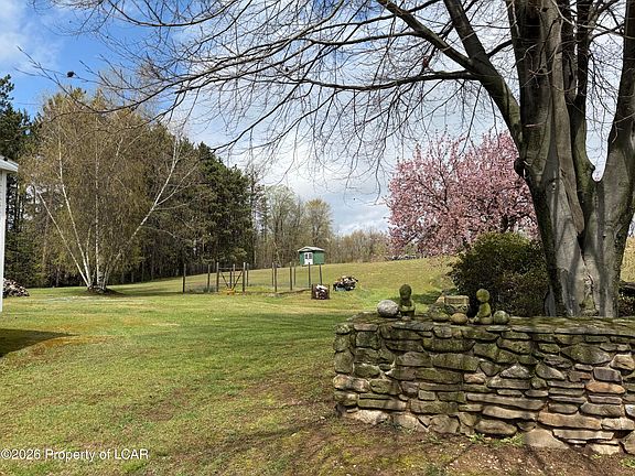 2nd image of 61 E Hollow Rd