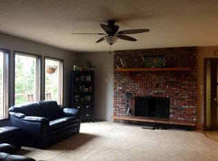 1480 San Souci Dr, Roseburg, OR 97471