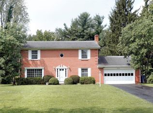 2005 Williamsburg Rd, Lexington, KY 40504